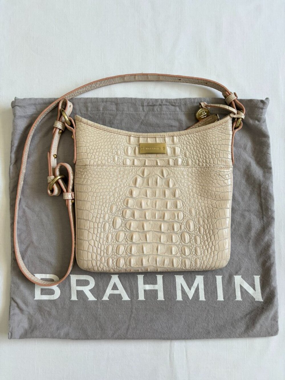 Brahmin Jody Melbourne Croc - Embossed Crossbody Bag - Blush
